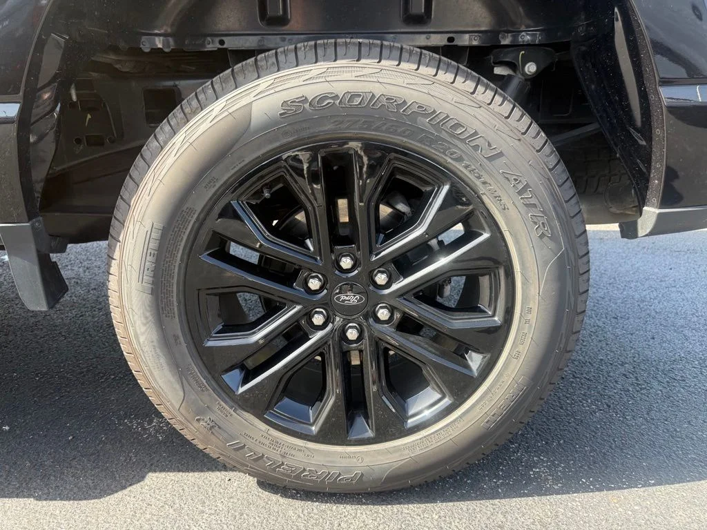 New 2026 Agate Black Metallic Ford XLT image 33