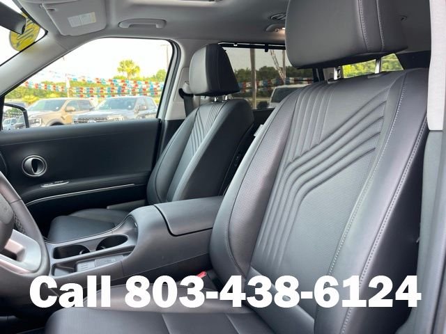 Used 2026 White Hyundai SEL Convenience image 7