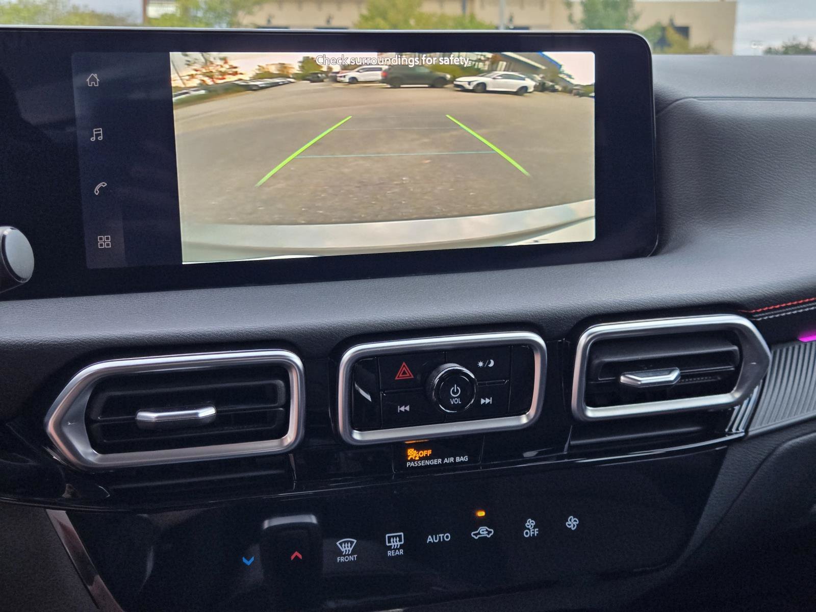 2026 Nissan Sentra SR - Photo 24