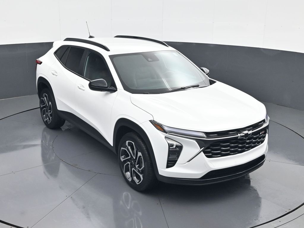 Used 2024 White Chevrolet 2RS image 19