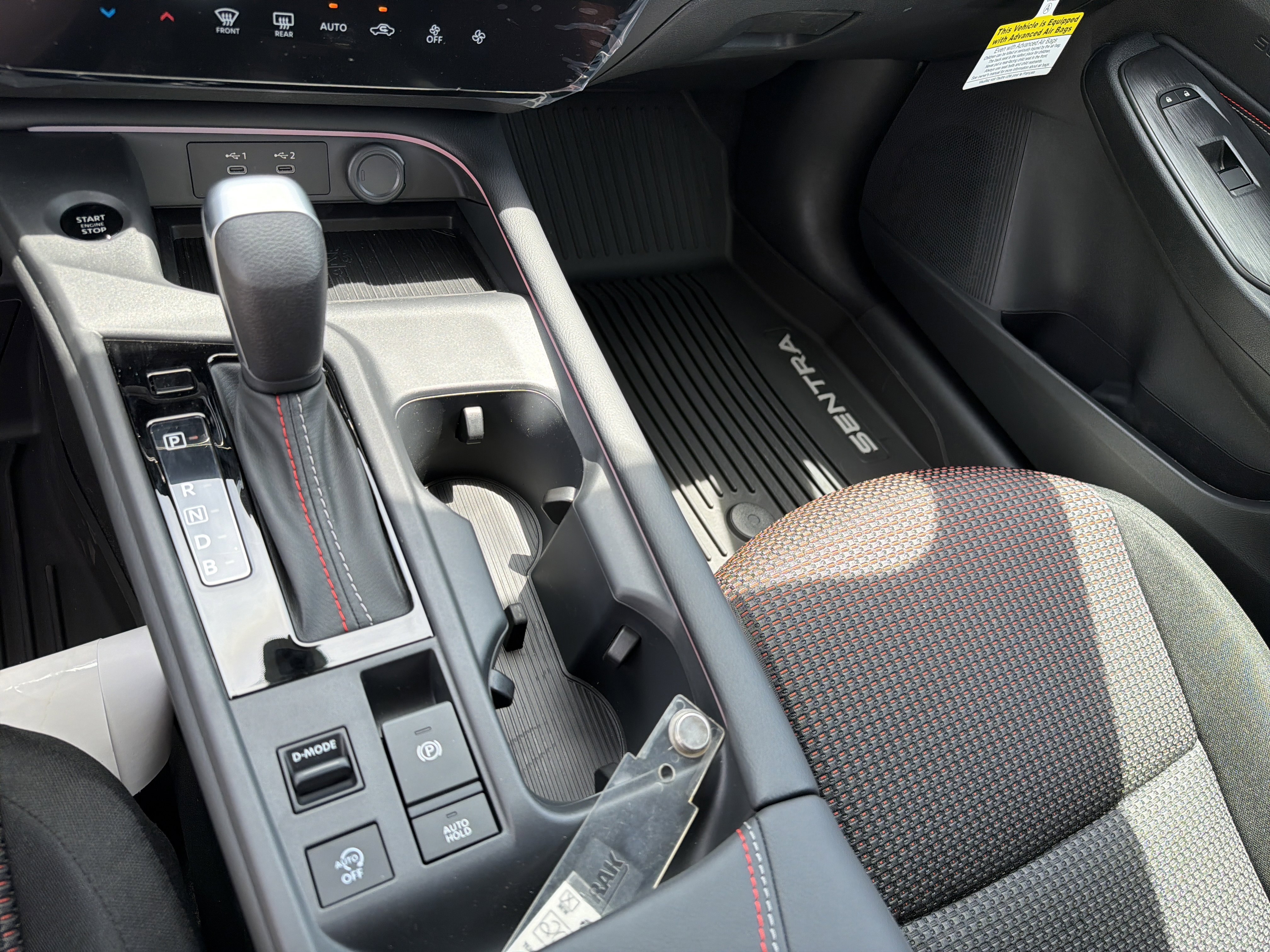 New 2026 Scarlet Ember Tintcoat Nissan SR image 34