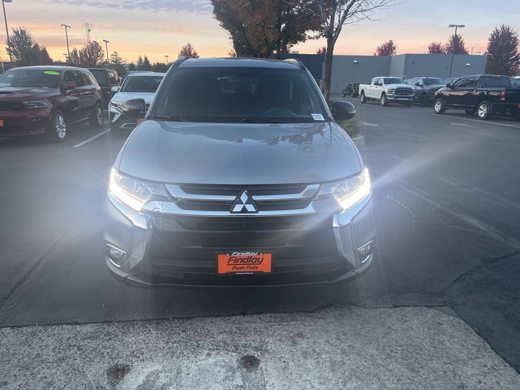 Used 2018 Mitsubishi Outlander LE with VIN JA4AZ3A31JZ052023 for sale in Post Falls, ID
