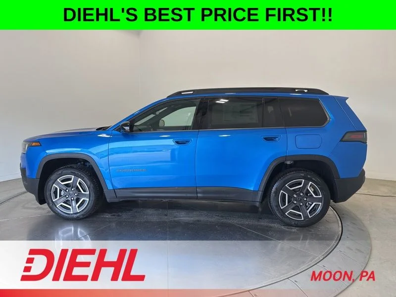 New 2026 Hydro Blue Pearl-Coat Exterior Paint Jeep Limited image 4
