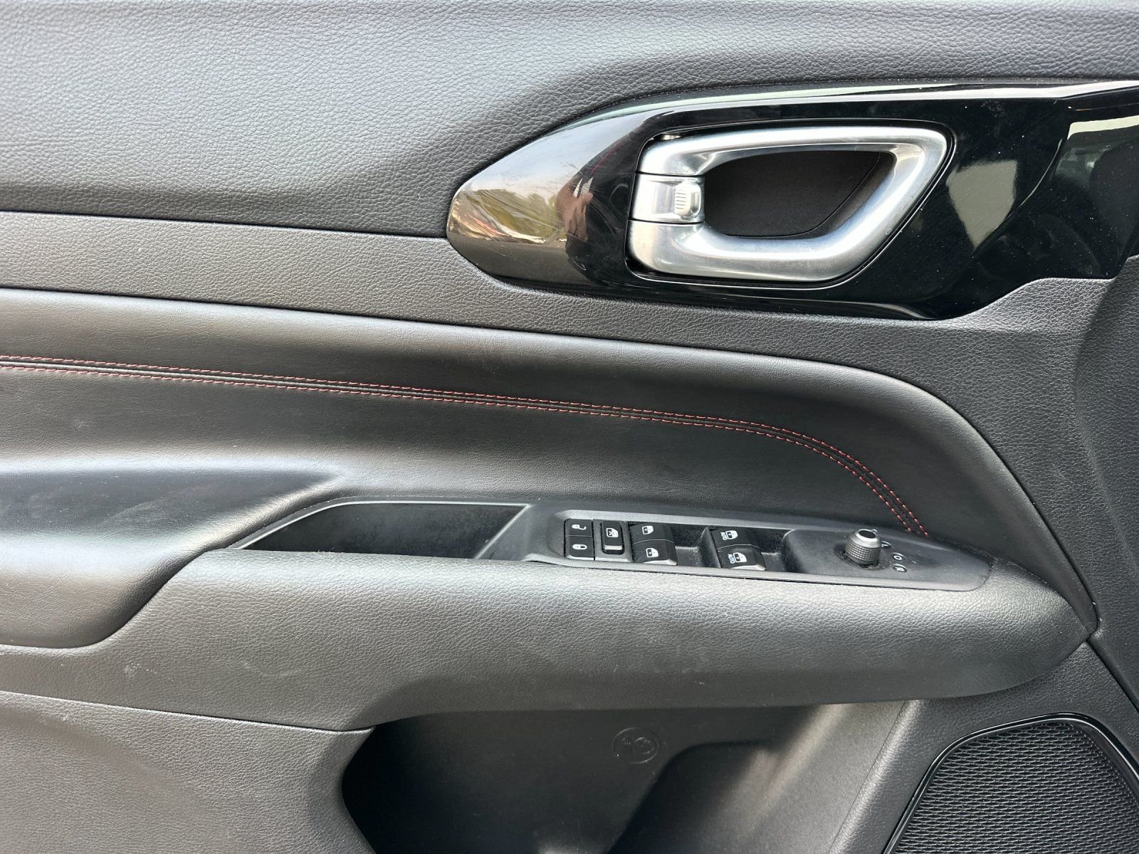 2025 Jeep Compass Trailhawk - Photo 10