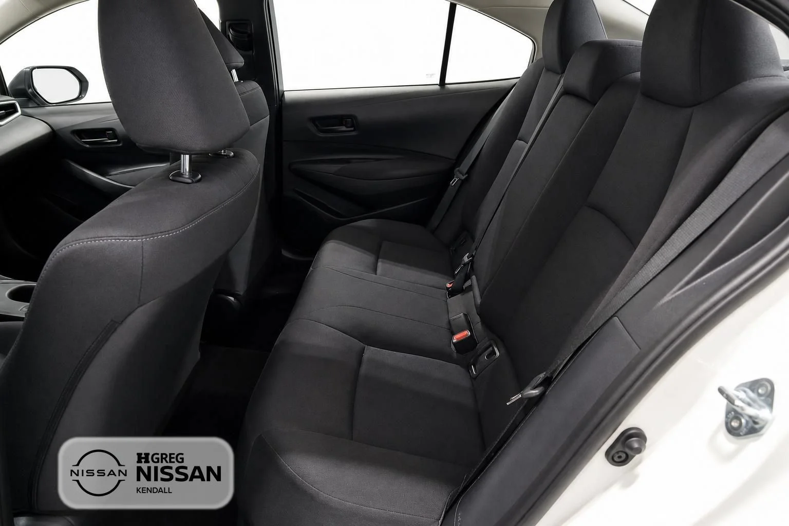 Used 2025 White Toyota LE image 12