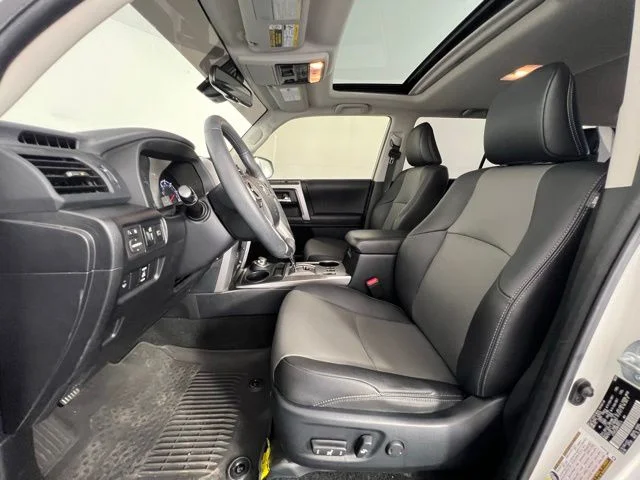Used 2021 White Toyota SR5 Premium image 11