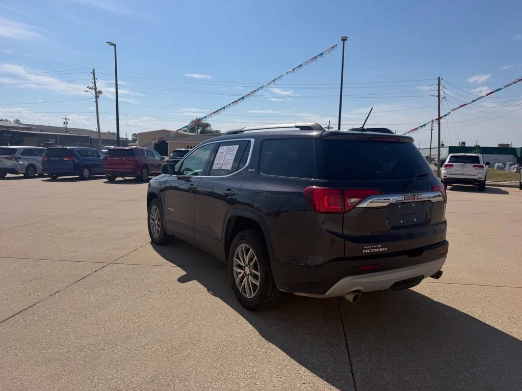 Used 2018 Silver GMC SLE-2 image 5