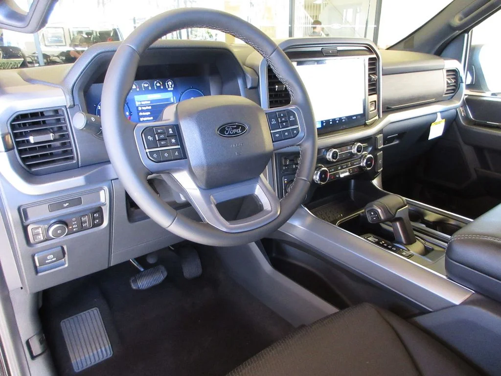 New 2026 Agate Black Metallic Ford XLT image 14
