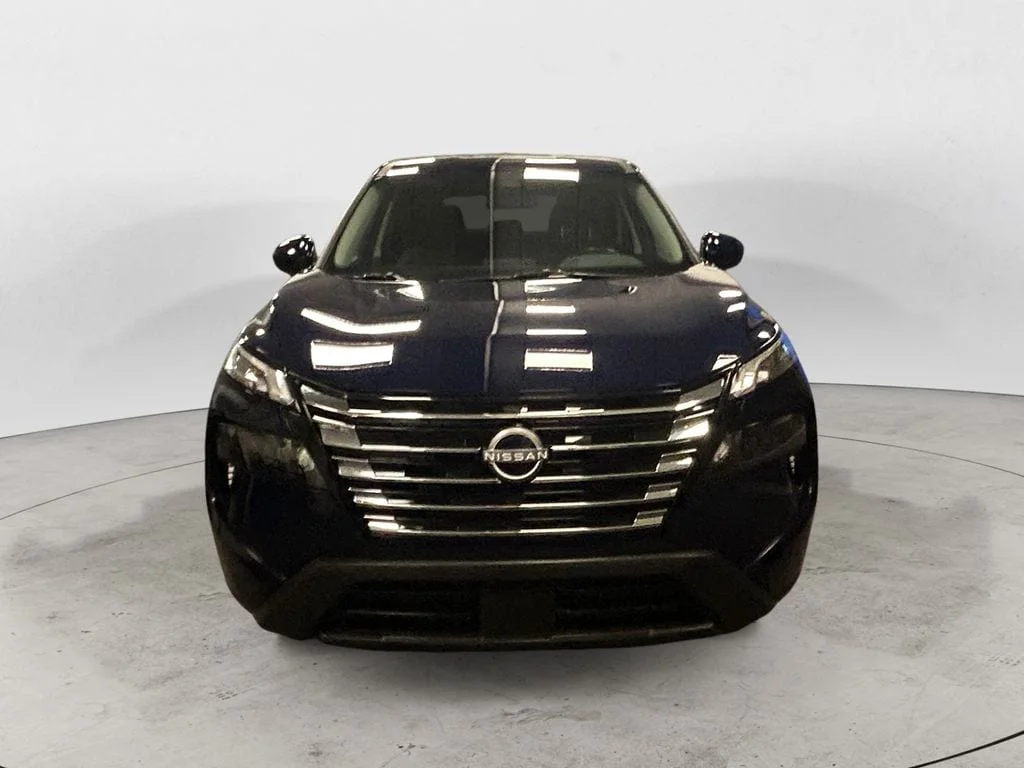 Used 2025 Deep Ocean Blue Pearl Nissan SV image 9