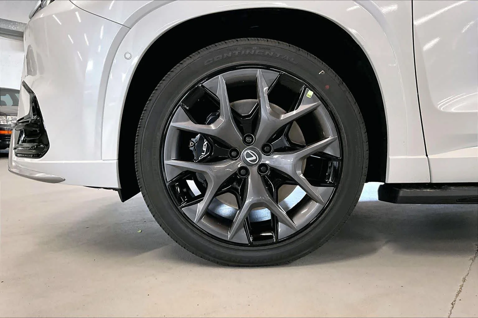 New 2026 Wind Chill Pearl Lexus F SPORT Performance Premium image 12