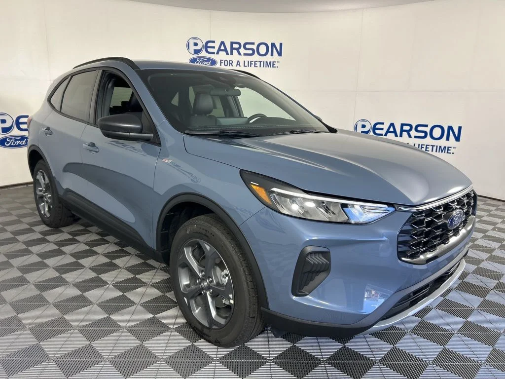 2026 Ford Escape ST-Line - Photo 3