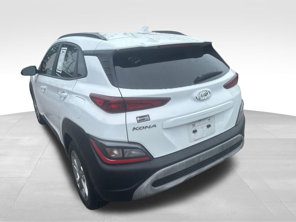 Used 2023 White Hyundai SEL image 24