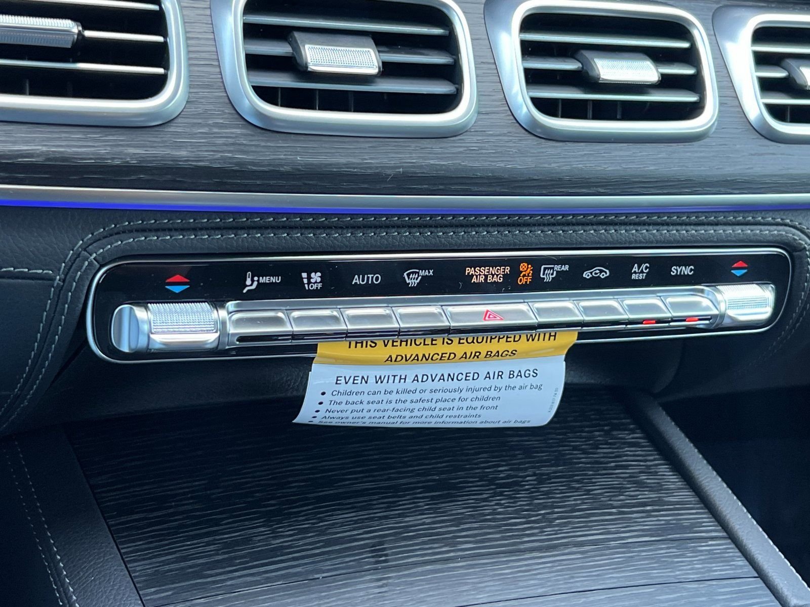 New 2026 MANUFAKTUR Alpine Grey Mercedes-Benz 450 Coupe image 25
