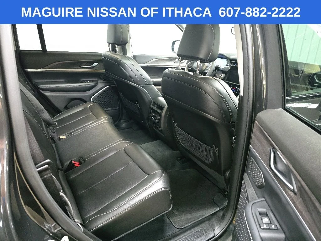 Used 2023 Brown Jeep 4xe image 18