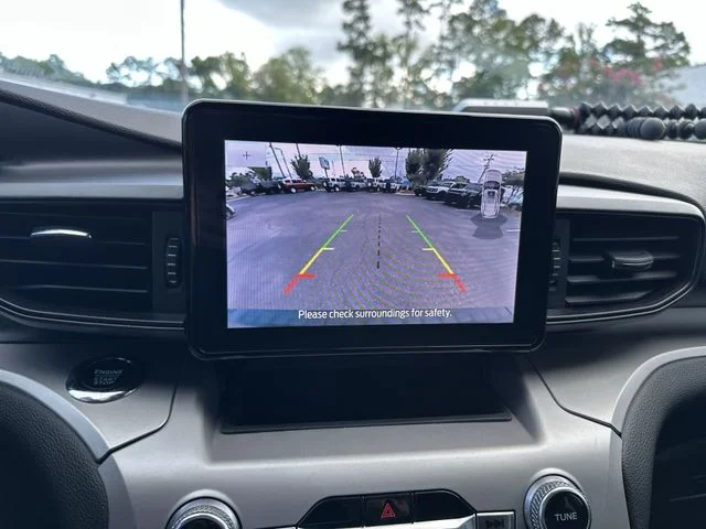 Used 2022 Black Ford XLT image 18