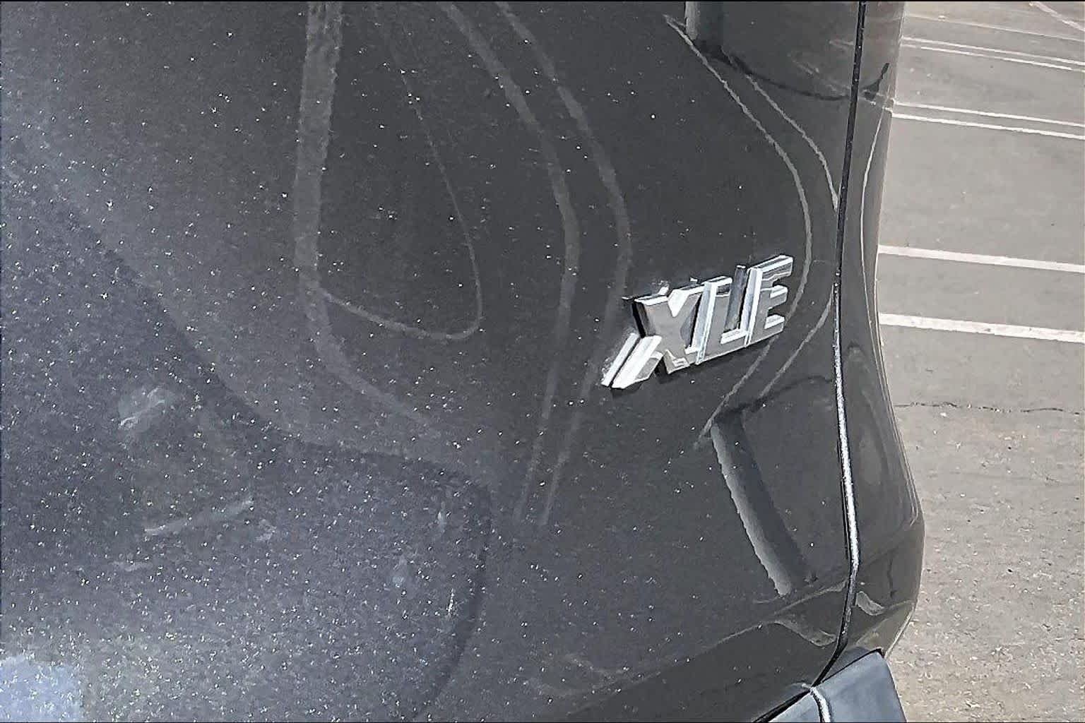 Used 2024 Magnetic Gray Metallic Toyota XLE Premium image 9