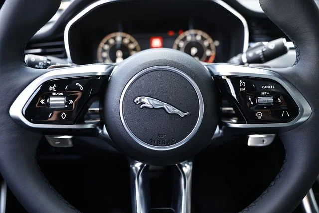New 2024 Gray Jaguar R-Dynamic SE image 43