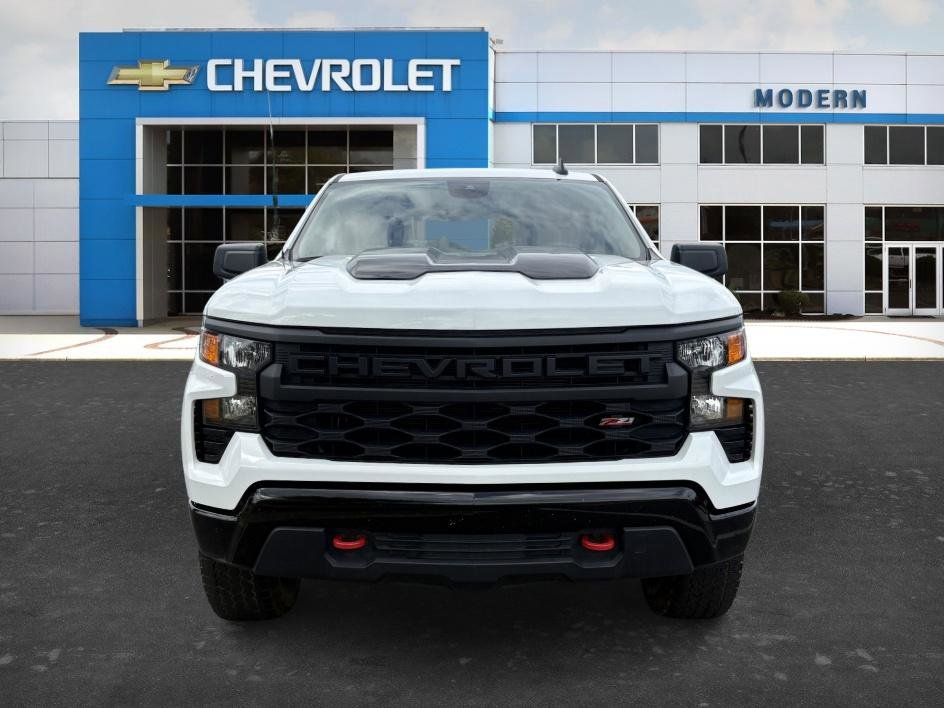 Used 2024 Summit White Chevrolet Custom Trail Boss image 5