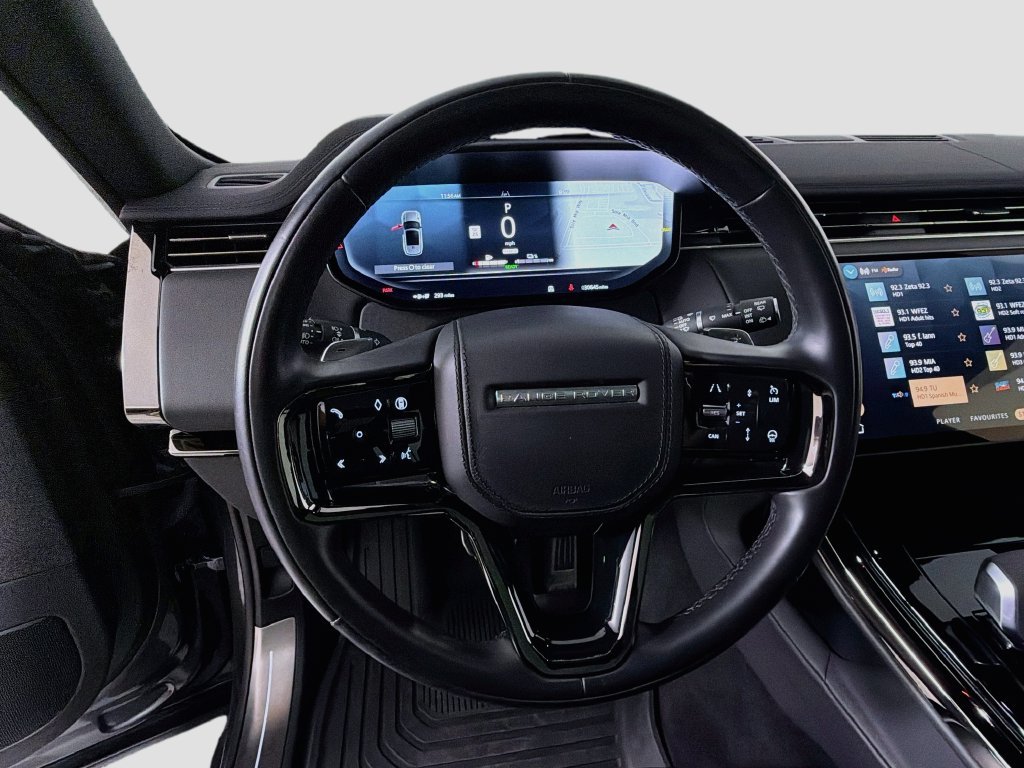 Used 2025 Gray Land Rover Dynamic SE image 11