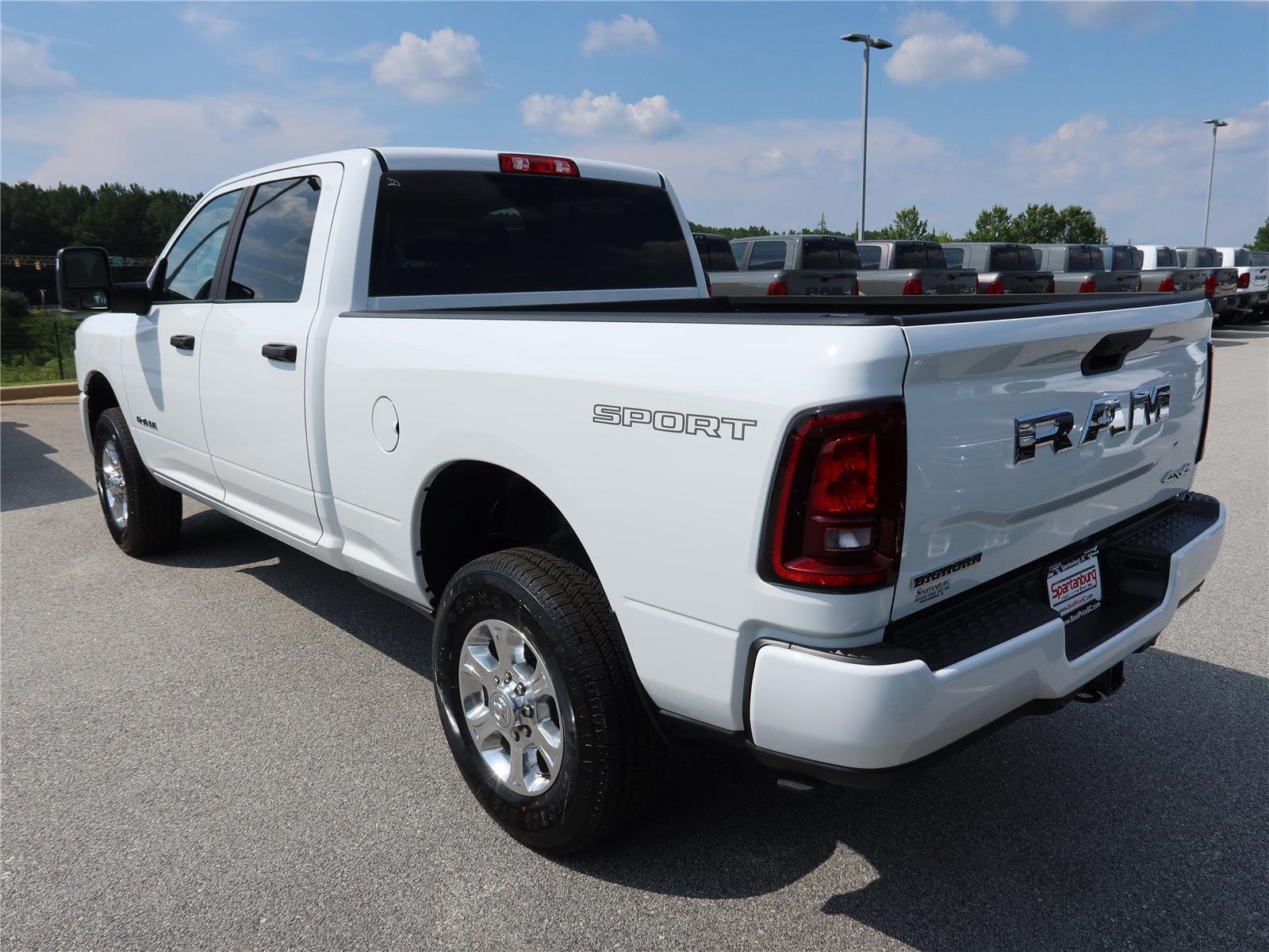 New 2026 Bright White Clear-Coat Exterior Paint RAM Big Horn image 4