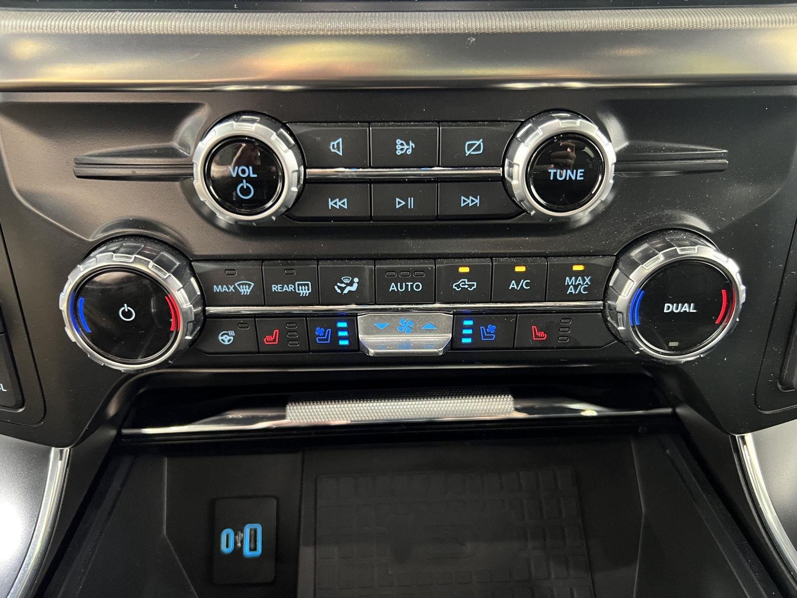 Used 2022 Oxford White Ford Raptor image 19
