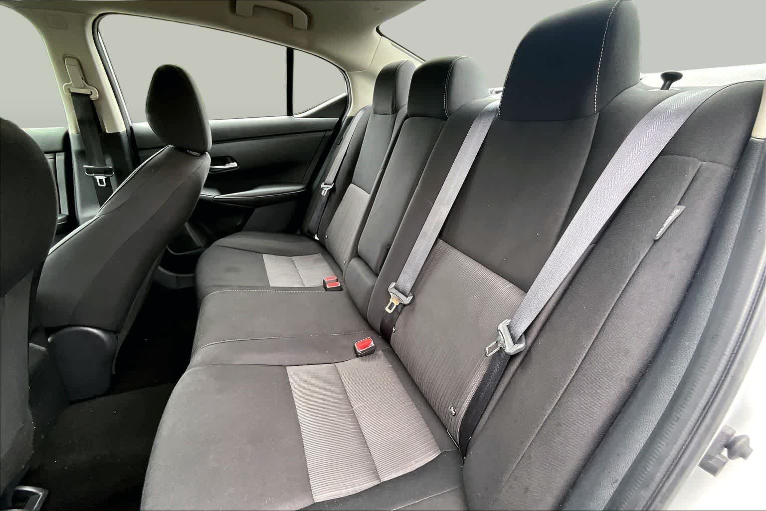 Used 2022 Brilliant Silver Metallic Nissan SV image 19