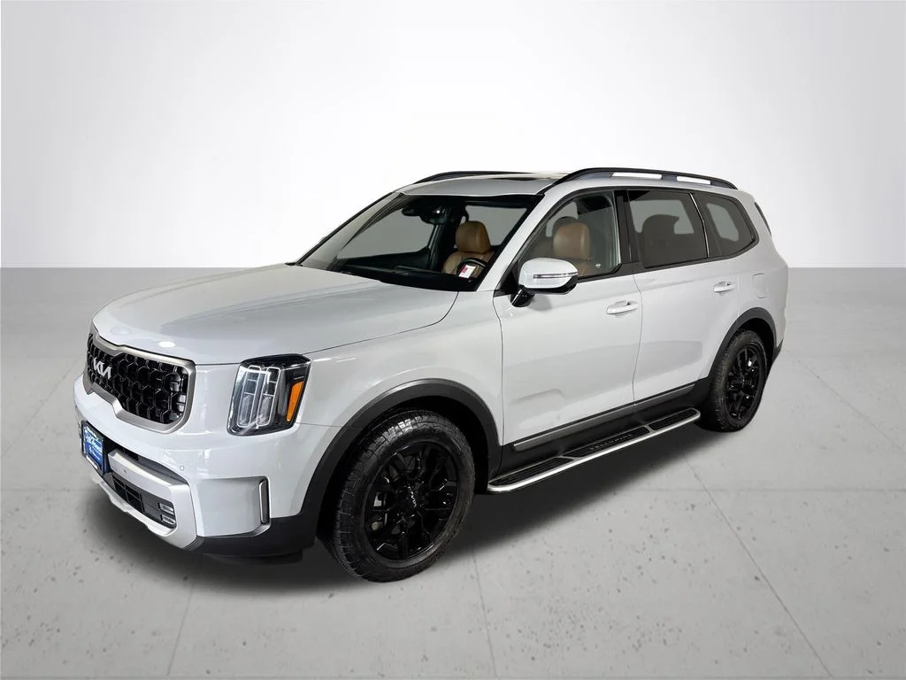 Certified Used 2023 Gray Kia SX-Prestige X-Pro image 2