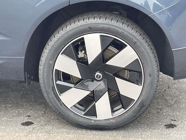 Certified Used 2024 Blue Volvo T8 Plus Dark Theme image 9