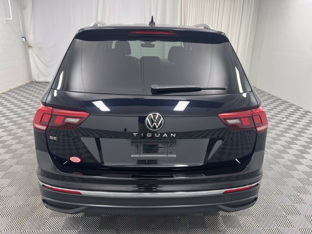 Used 2023 Black Volkswagen 2.0T SE image 7