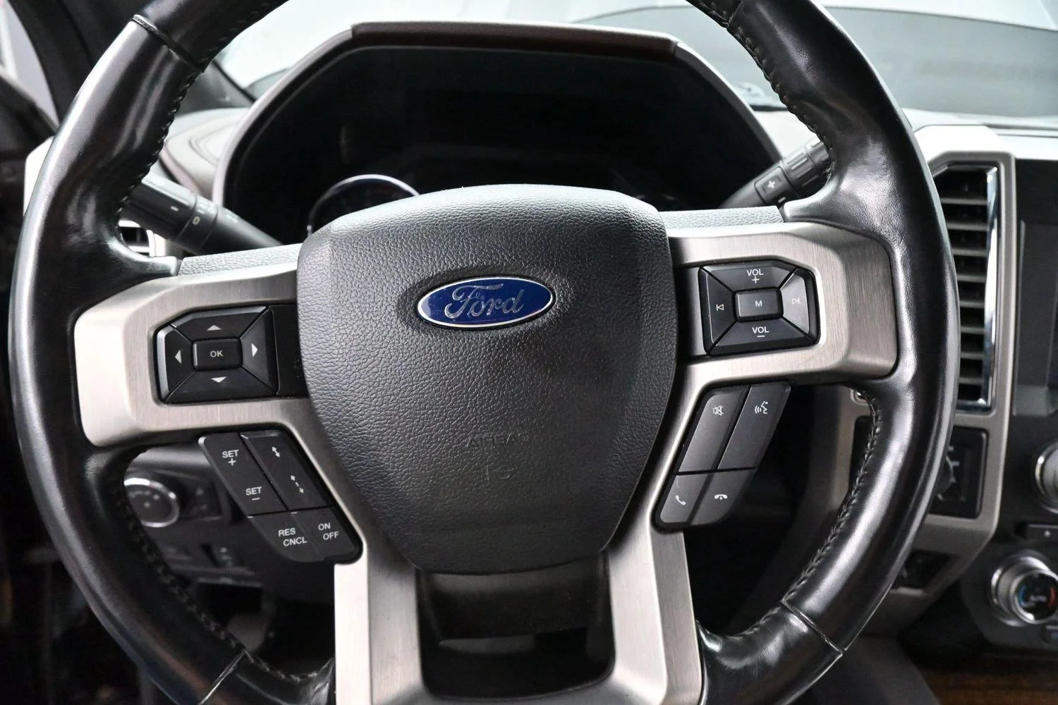 Used 2017 Shadow Black Ford Platinum image 16