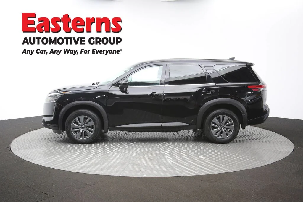 Used 2024 Black Nissan S image 60