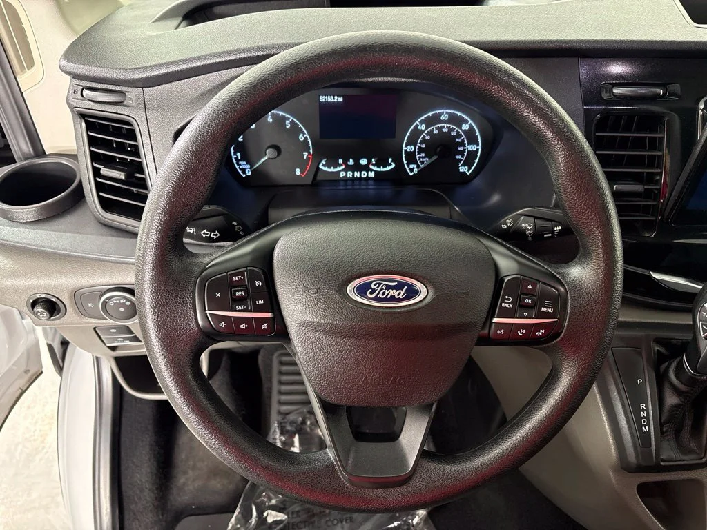 Used 2023 White Ford XLT image 27