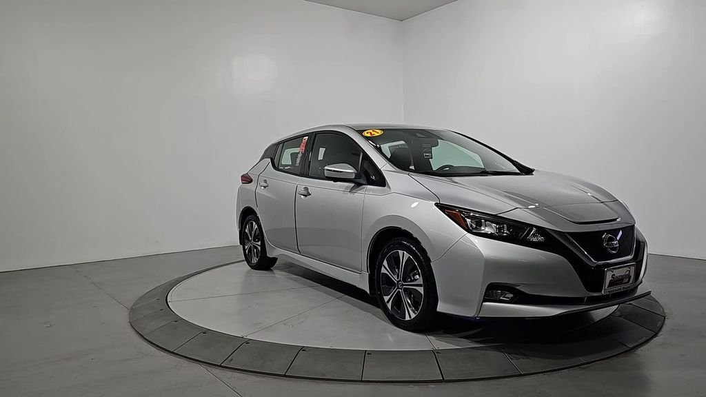 Used 2021 Brilliant Silver Metallic Nissan SL Plus image 8