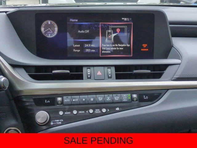 2021 Lexus ES 350 - Photo 17
