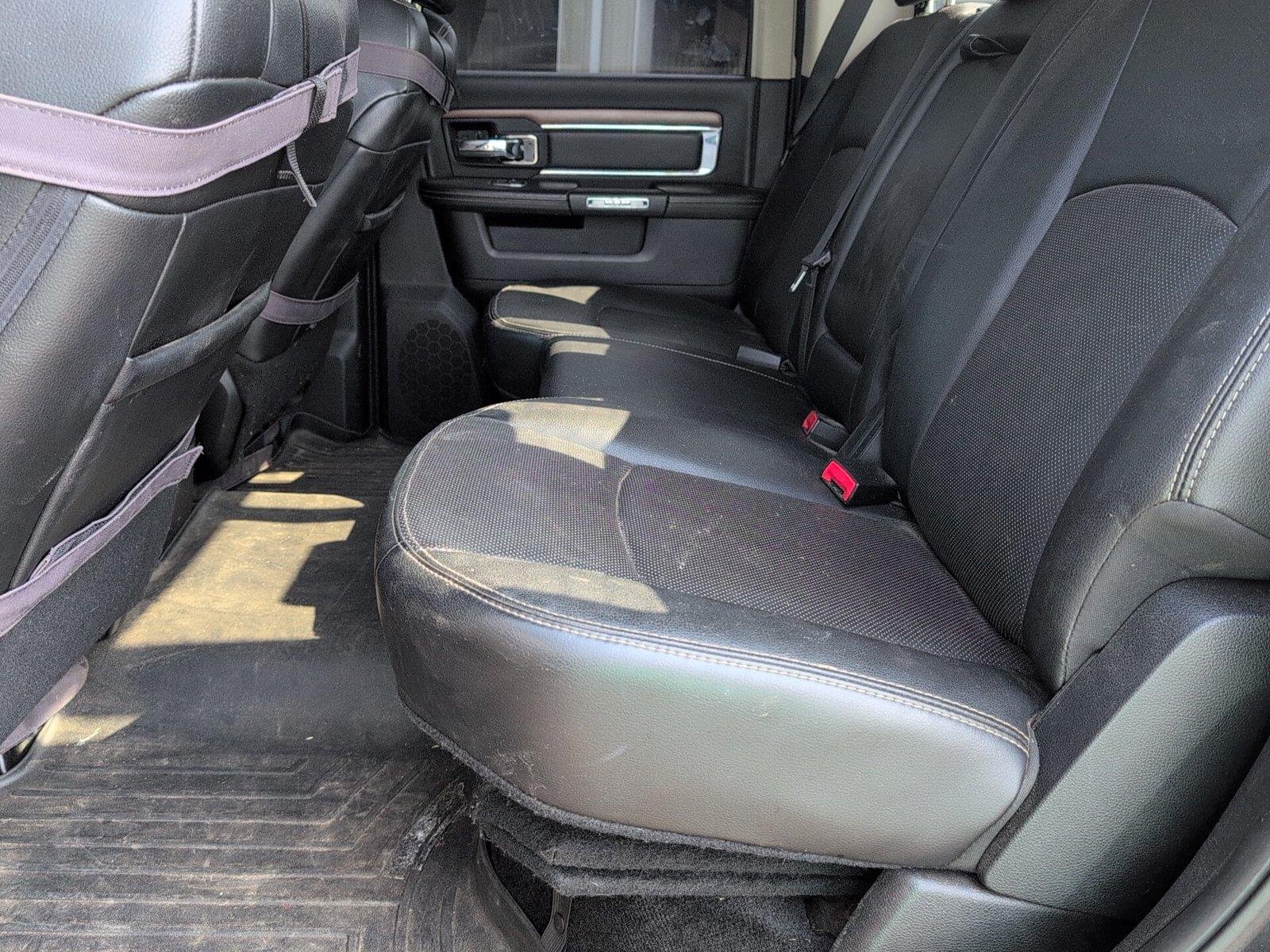 Used 2014 Bright White Clearcoat Ram Laramie image 33