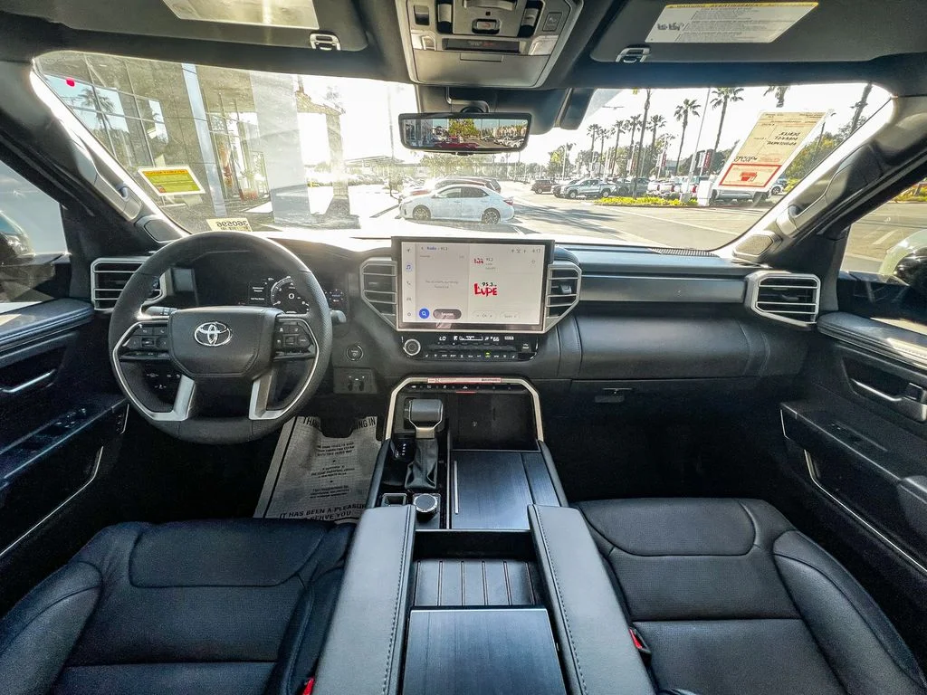 2026 Toyota Sequoia Platinum - Photo 11