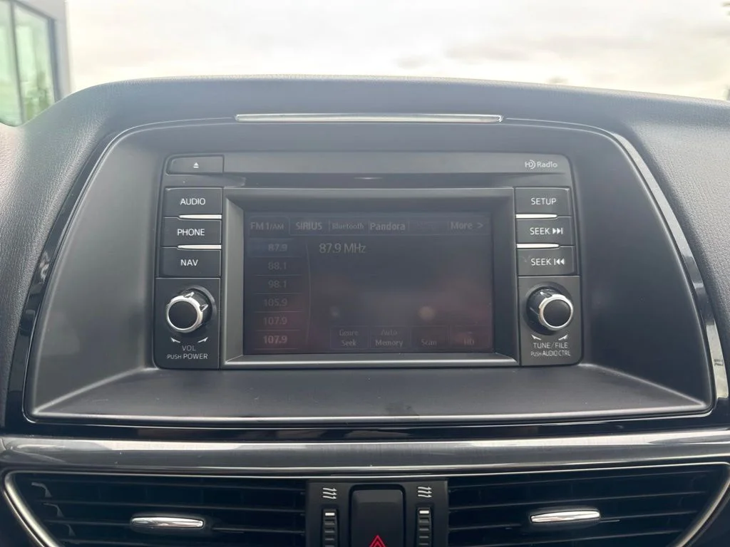 Used 2014 Red Mazda i Grand Touring image 14