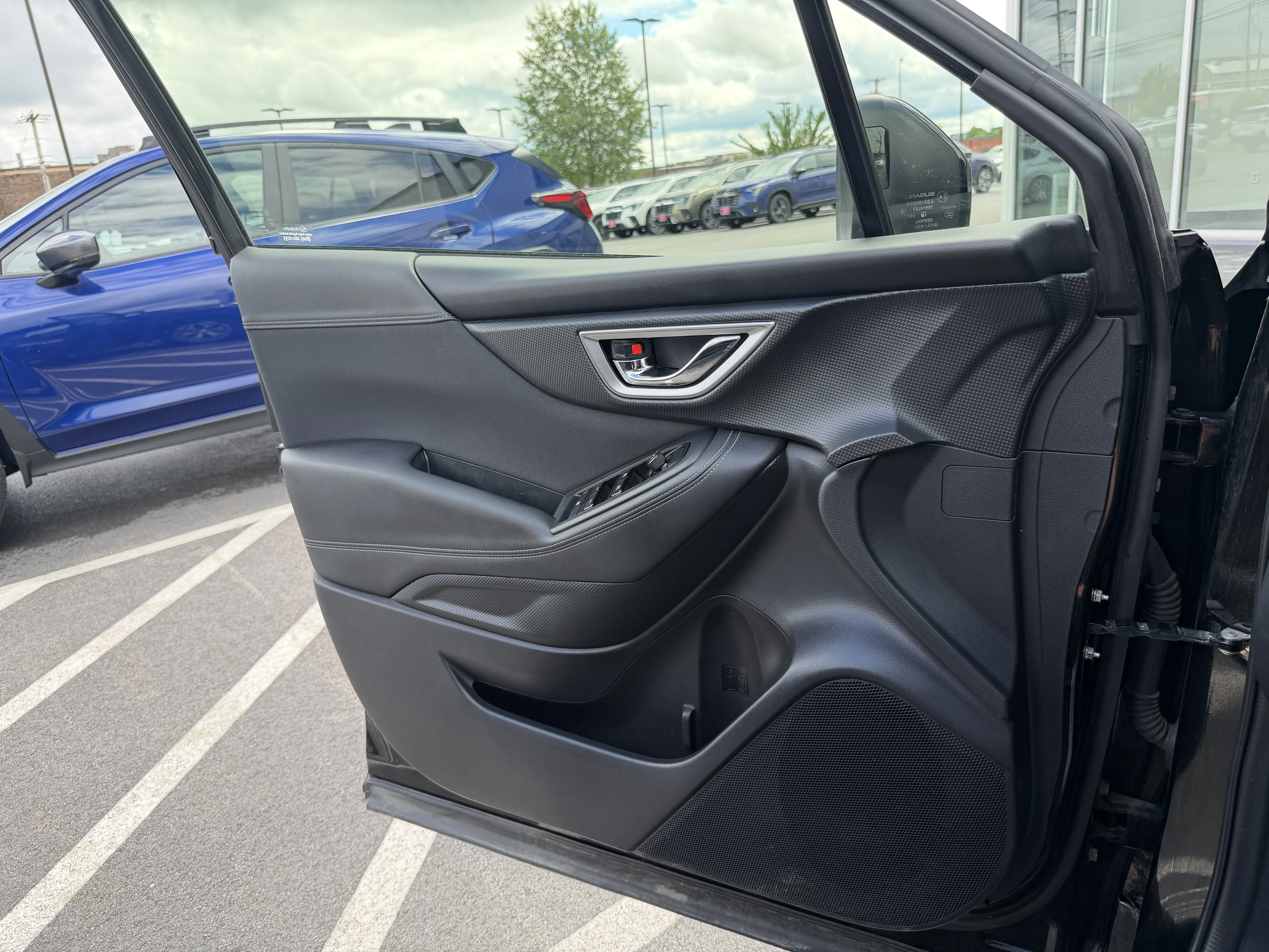 Used 2023 Crystal Black Silica Subaru Premium image 15