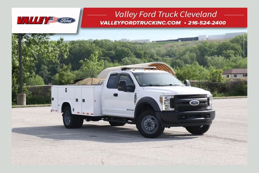 2019 Ford F-450 XL SuperCab 192-In DRW's photo