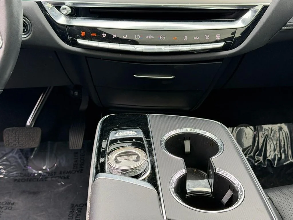 Used 2024 Stellar Black Metallic Cadillac Sport image 14