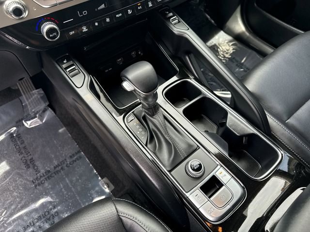 Used 2023 Black Kia S image 20