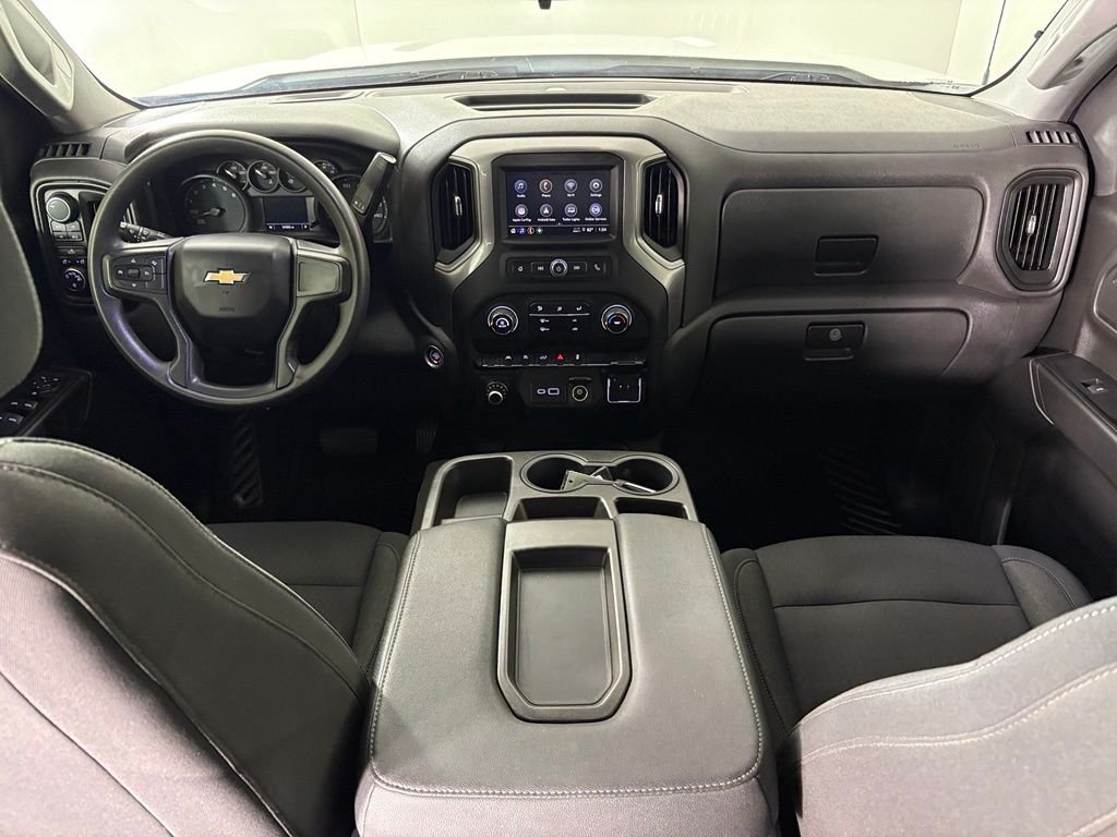 Used 2023 White Chevrolet Custom image 37