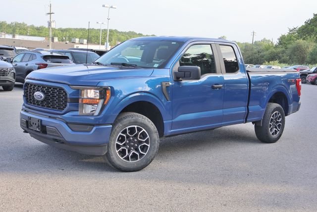 Used 2023 Blue Ford XL image 2