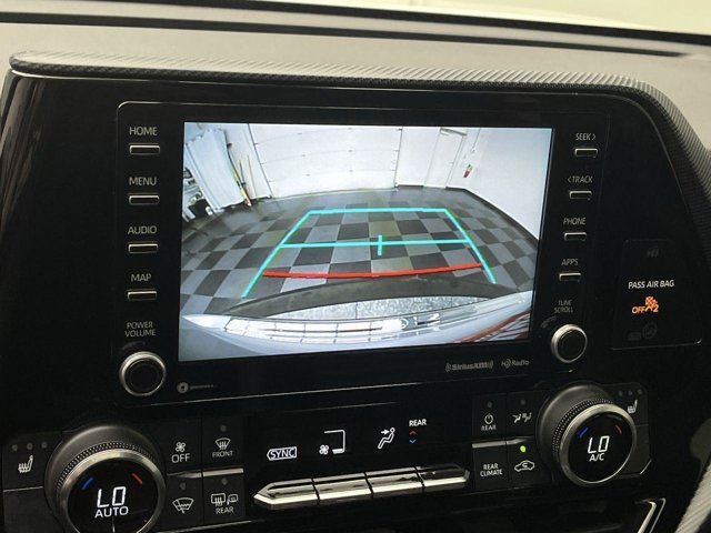 Used 2022 Wind Chill Pearl Toyota XSE image 5