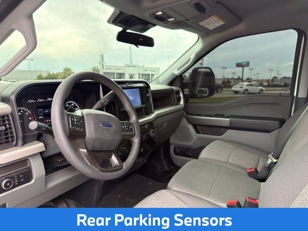 Used 2025 White Ford XL image 20