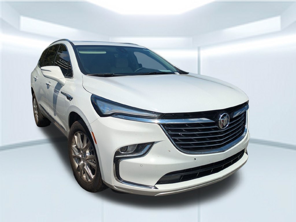 Used 2023 White Buick Premium Group image 3
