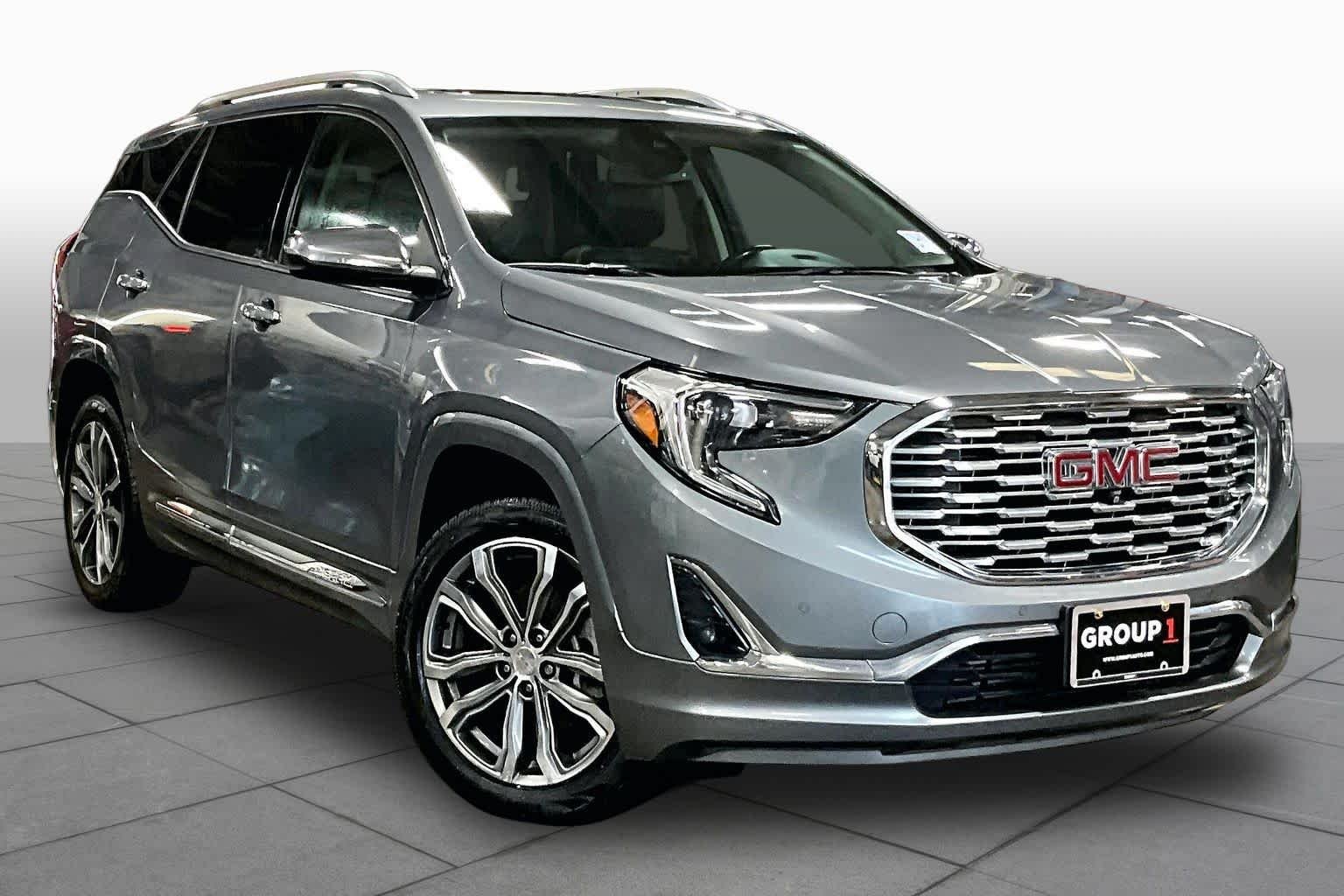 Used 2020 Satin Steel Metallic GMC Denali image 3