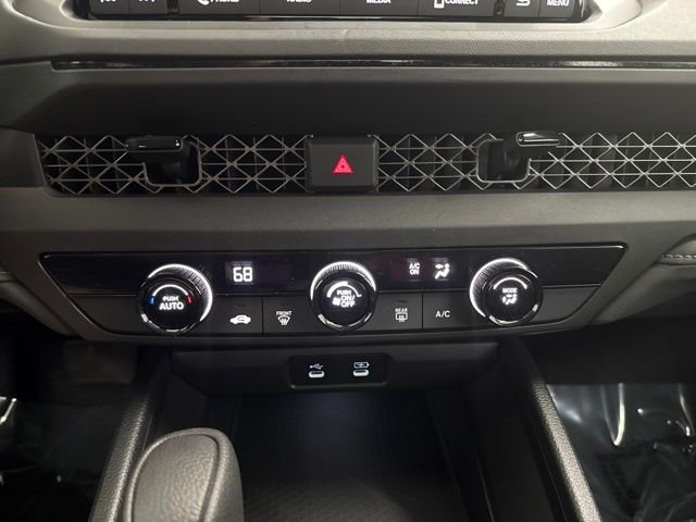 Used 2023 White Honda LX image 32