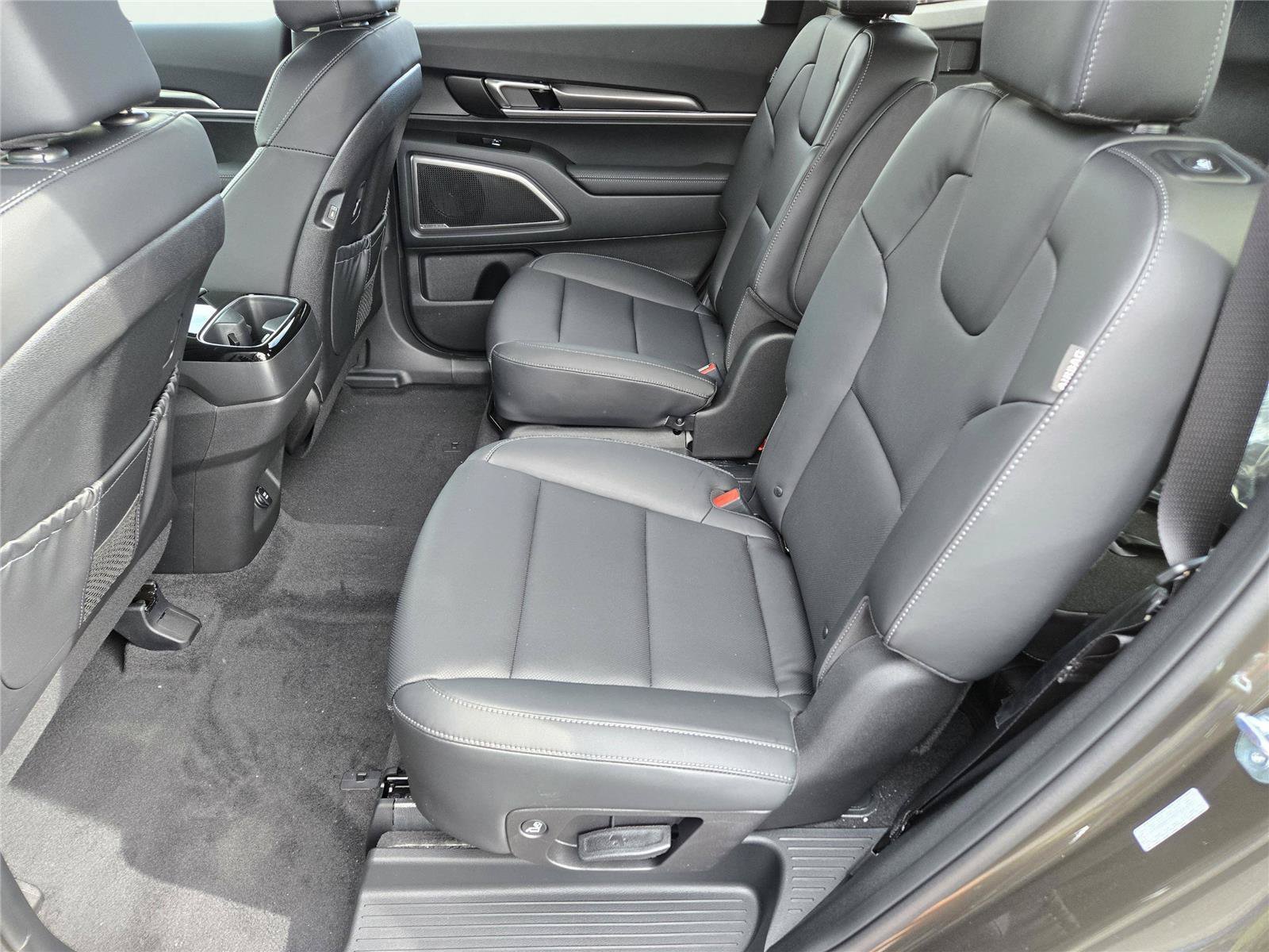 New 2025 Dark Moss Kia S image 19