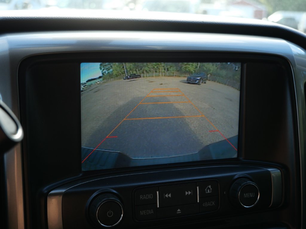 Used 2015 Gray Chevrolet LT image 27
